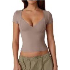 Chic V-Neck Short Sleeve Top